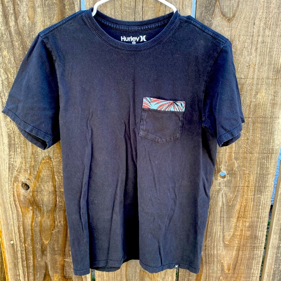 Hurley Other - Hurley pocket tee shirt